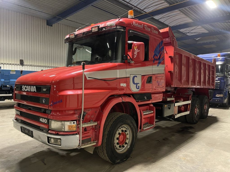 Scania T124-420 TORPEDO HAUBE - 6x4 - KIPPER - MANUAL GRS900 3+3 - STEEL SPRING / BALLIESTAS / LAMES / BLATT - Tovornjak prekucnik: slika 2 Scania T124-420 TORPEDO HAUBE - 6x4 - KIPPER - MANUAL GRS900 3+3 - STEEL SPRING / BALLIESTAS / LAMES / BLATT - Tovornjak prekucnik: slika 2