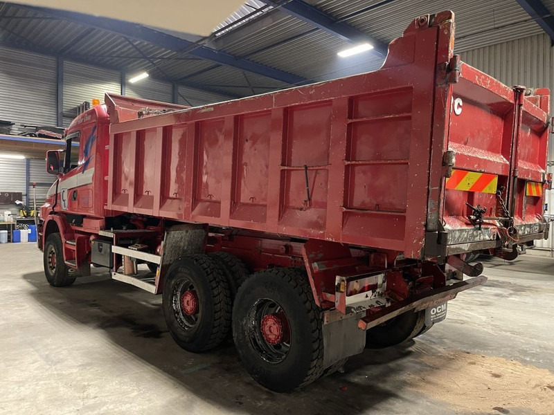 Scania T124-420 TORPEDO HAUBE - 6x4 - KIPPER - MANUAL GRS900 3+3 - STEEL SPRING / BALLIESTAS / LAMES / BLATT - Tovornjak prekucnik: slika 3 Scania T124-420 TORPEDO HAUBE - 6x4 - KIPPER - MANUAL GRS900 3+3 - STEEL SPRING / BALLIESTAS / LAMES / BLATT - Tovornjak prekucnik: slika 3