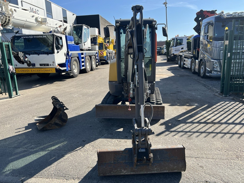 Volvo ECR25D 3 BAKKEN - 635 UREN - SLOOP + SORTEERFUNCTIE - EXTRA HYDR. LEIDINGEN - Mini bager: slika 4 Volvo ECR25D 3 BAKKEN - 635 UREN - SLOOP + SORTEERFUNCTIE - EXTRA HYDR. LEIDINGEN - Mini bager: slika 4