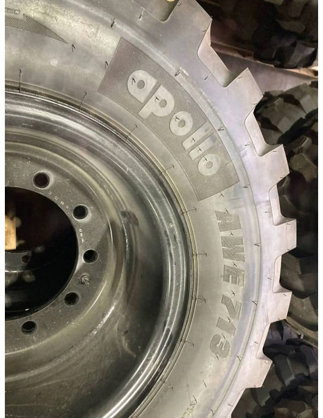 Apollo 1000 x 20 Set / 10.00 x 20: 4x2 Tyres - Gume in platišča za Gradbeni stroj: slika 3 Apollo 1000 x 20 Set / 10.00 x 20: 4x2 Tyres - Gume in platišča za Gradbeni stroj: slika 3