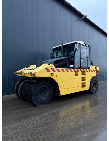 Bomag BW24R - Pnevmatski valjar: slika 1 Bomag BW24R - Pnevmatski valjar: slika 1