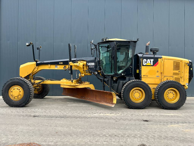 Cat 140M2 AWD - Greder: slika 2 Cat 140M2 AWD - Greder: slika 2