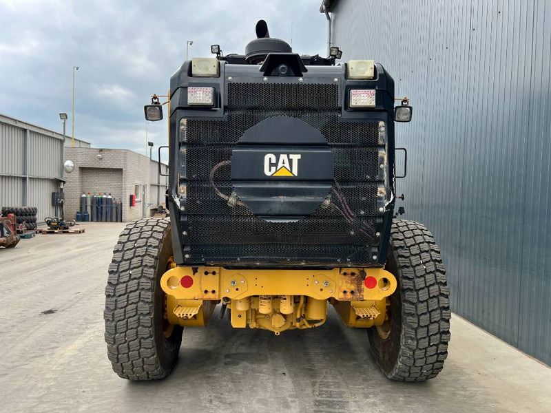 Cat 140M2 AWD - Greder: slika 3 Cat 140M2 AWD - Greder: slika 3