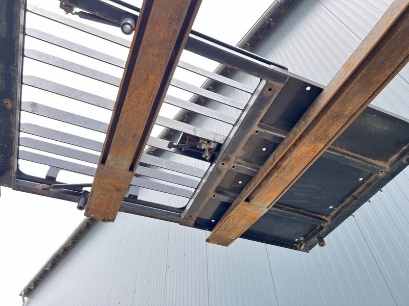 Cat 313E / M315F / 320F / 323E / 325F / 329E / 330F / - Kabina in notranjost za Gradbeni stroj: slika 3 Cat 313E / M315F / 320F / 323E / 325F / 329E / 330F / - Kabina in notranjost za Gradbeni stroj: slika 3