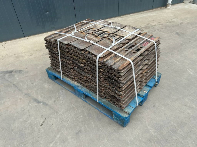 Cat 320D / 320E / 323D / 323E 700mm shoes - 30% - Okvir/ Šasija za Gradbeni stroj: slika 2 Cat 320D / 320E / 323D / 323E 700mm shoes - 30% - Okvir/ Šasija za Gradbeni stroj: slika 2