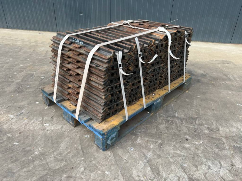 Cat 320D / 323D 3 Grouser 600mm - Okvir/ Šasija za Gradbeni stroj: slika 1 Cat 320D / 323D 3 Grouser 600mm - Okvir/ Šasija za Gradbeni stroj: slika 1