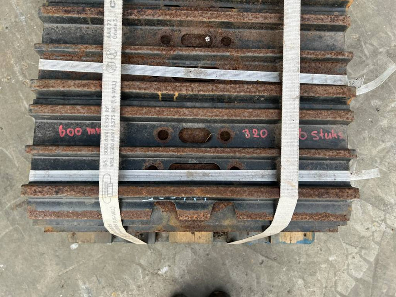 Cat 320D / 323D 3 Grouser 600mm - Okvir/ Šasija za Gradbeni stroj: slika 4 Cat 320D / 323D 3 Grouser 600mm - Okvir/ Šasija za Gradbeni stroj: slika 4