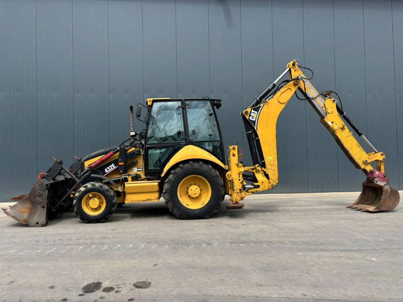 Cat 432E - Bager nakladalec: slika 2 Cat 432E - Bager nakladalec: slika 2