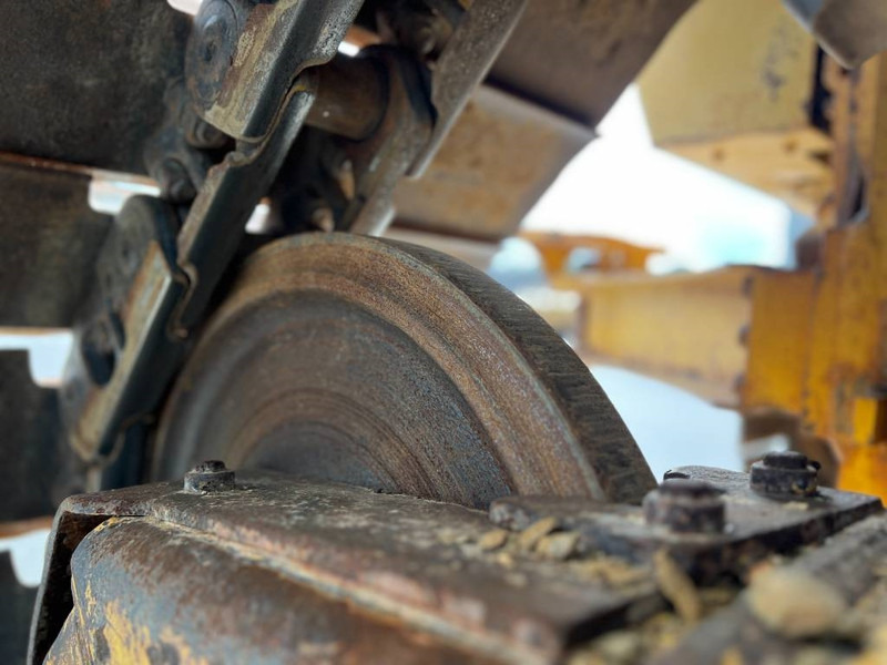 Buldožer Cat D6N LGP: slika 18