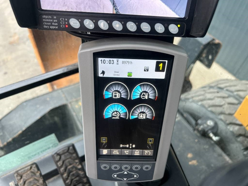 Cat M318F - Bager na kolesih: slika 4 Cat M318F - Bager na kolesih: slika 4