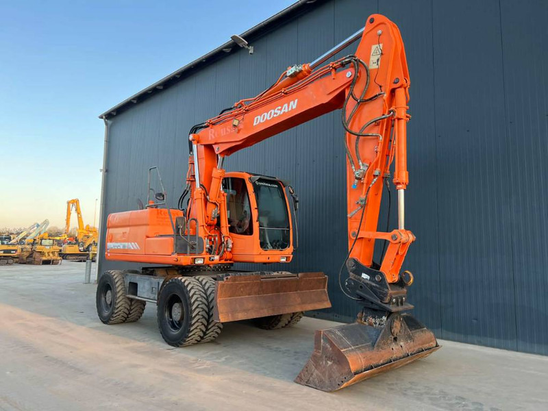 Doosan DX170W - Bager na kolesih: slika 2 Doosan DX170W - Bager na kolesih: slika 2