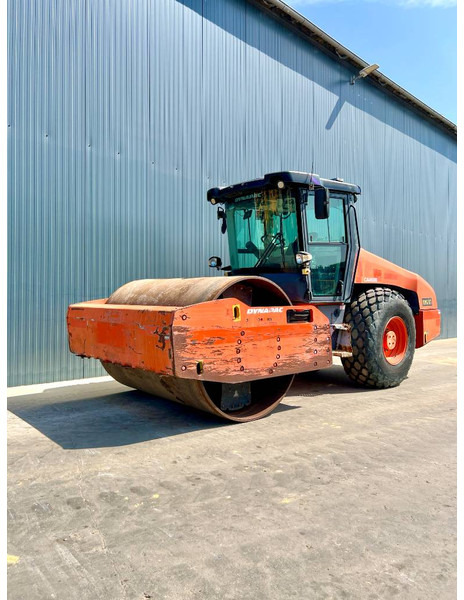 Valjar Dynapac CA4600D: slika 1