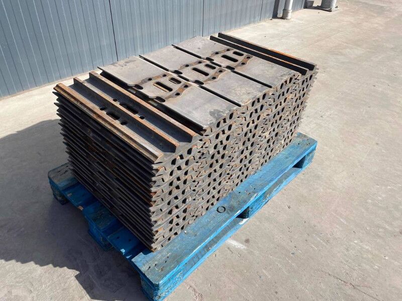 Hyundai R210 / R215 / R220 / R235 / R250 / R260 - Okvir/ Šasija za Gradbeni stroj: slika 1 Hyundai R210 / R215 / R220 / R235 / R250 / R260 - Okvir/ Šasija za Gradbeni stroj: slika 1