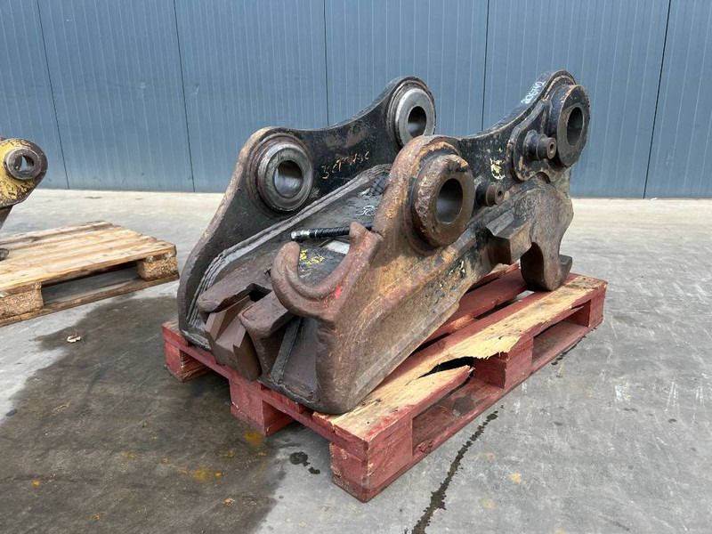 KLEPP MEK KM 3 / VOLVO S3 - 349E / 352F - Hitra spojka za Gradbeni stroj: slika 1 KLEPP MEK KM 3 / VOLVO S3 - 349E / 352F - Hitra spojka za Gradbeni stroj: slika 1