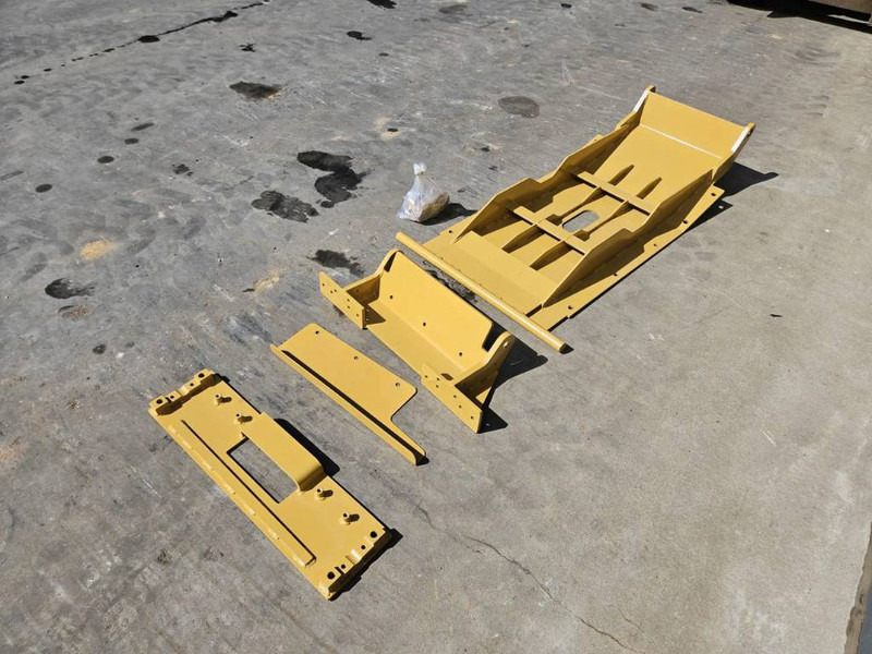 Cat 140M2 - Priključek za Gradbeni stroj: slika 1 Cat 140M2 - Priključek za Gradbeni stroj: slika 1