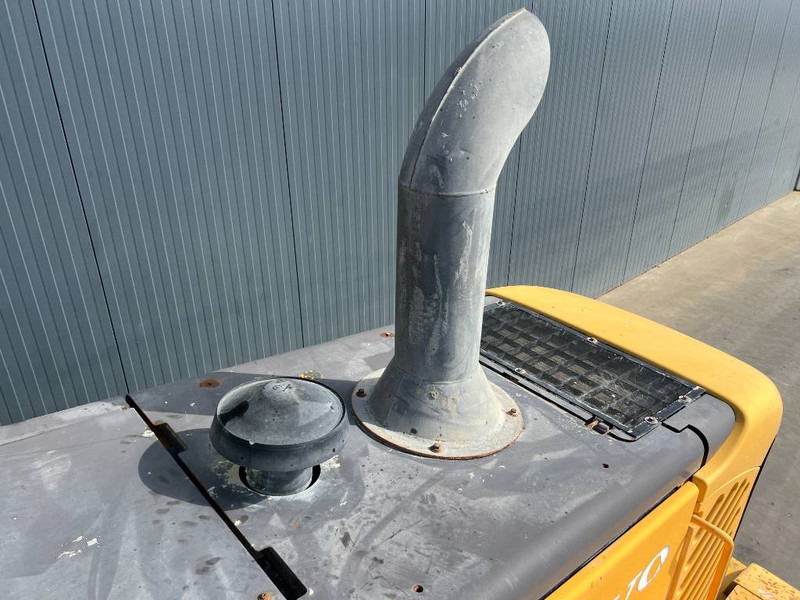 Volvo L60E - Kolesni nakladalec: slika 5 Volvo L60E - Kolesni nakladalec: slika 5