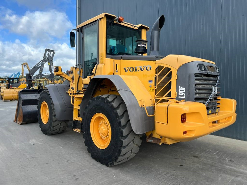 Volvo L90F - Kolesni nakladalec: slika 3 Volvo L90F - Kolesni nakladalec: slika 3
