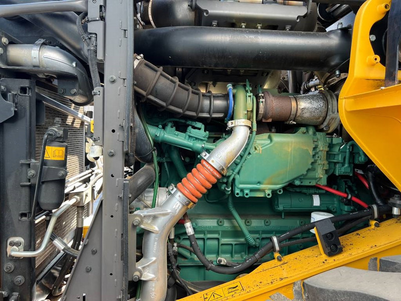 Volvo L90H - Kolesni nakladalec: slika 4 Volvo L90H - Kolesni nakladalec: slika 4