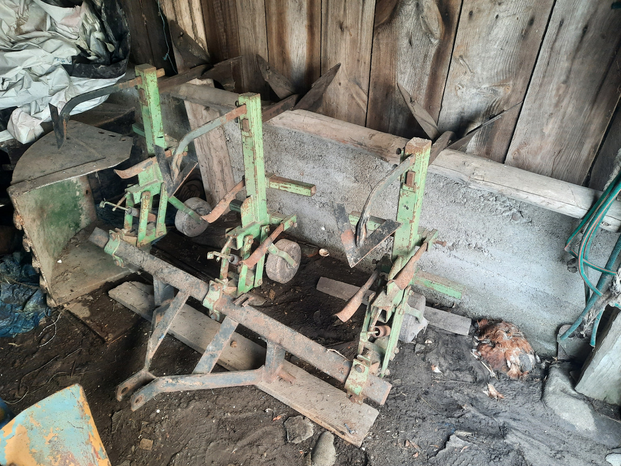 Bomet pielniko obsypnik - Kombajn za krompir: slika 1 Bomet pielniko obsypnik - Kombajn za krompir: slika 1