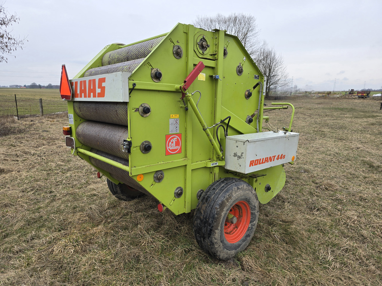 CLAAS ROLLANT 44s - Balirka za okrogle bale: slika 4 CLAAS ROLLANT 44s - Balirka za okrogle bale: slika 4
