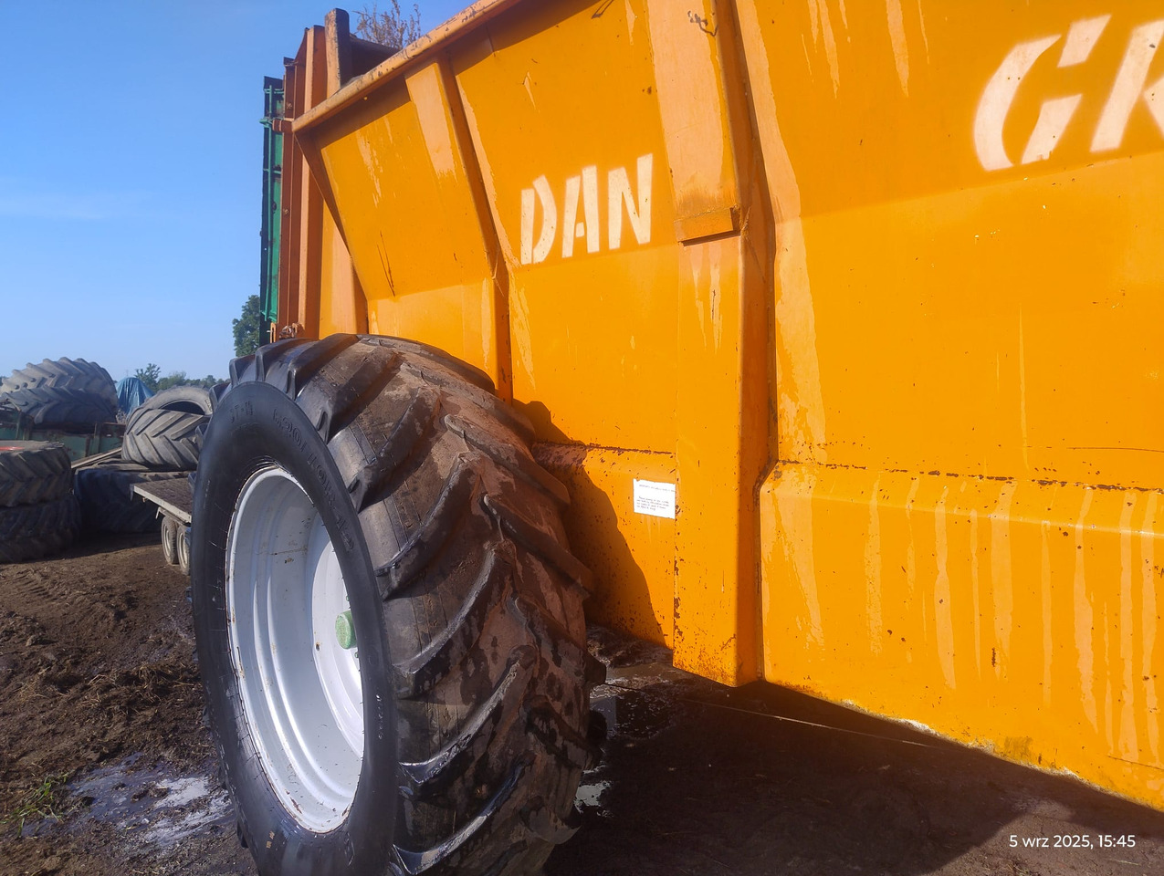 DANGREVILLE 14 - Trosilnik gnoja: slika 3 DANGREVILLE 14 - Trosilnik gnoja: slika 3