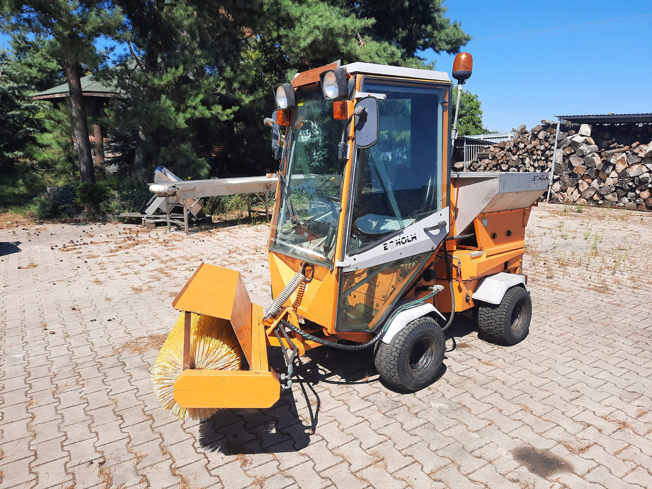 EGHOLM 2100 - Mini traktor: slika 3 EGHOLM 2100 - Mini traktor: slika 3