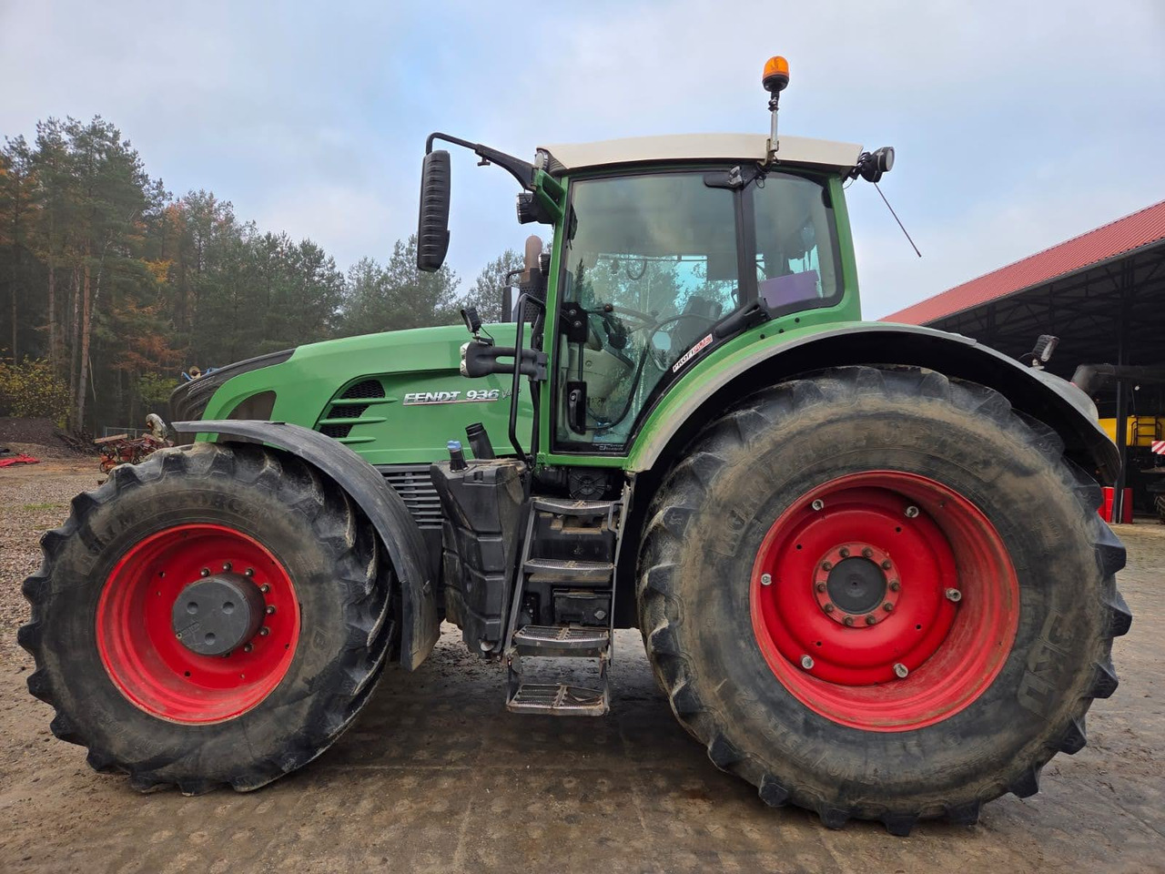 FENDT 936 PROFI PLUS - Traktor: slika 2 FENDT 936 PROFI PLUS - Traktor: slika 2