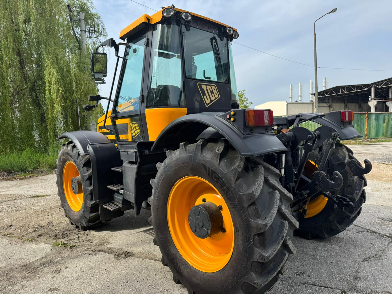 JCB FASTRAC 2140 - Traktor: slika 5 JCB FASTRAC 2140 - Traktor: slika 5