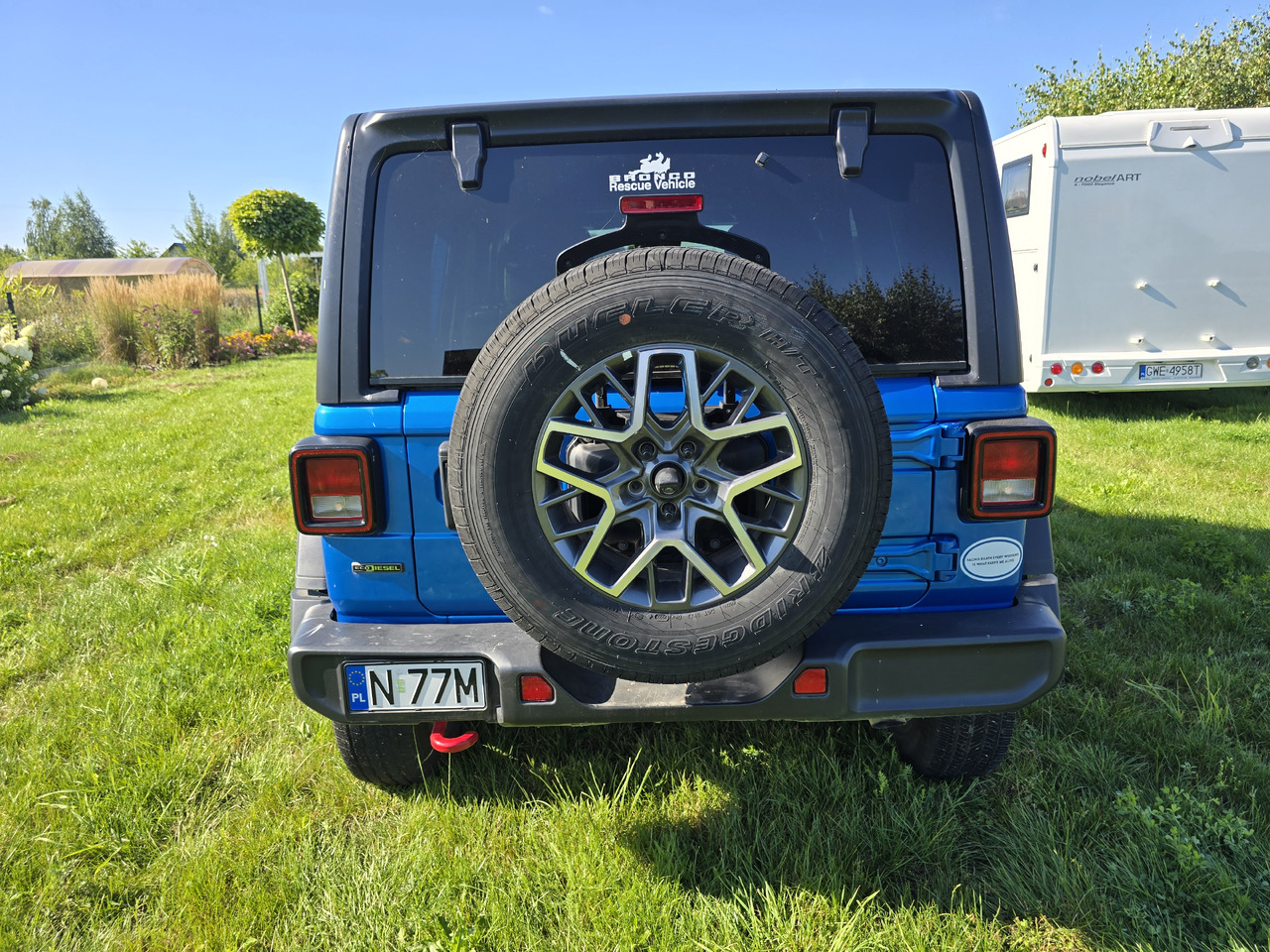 JEEP Wrangler Unlimited Rubicon FOX - Avtomobil: slika 4 JEEP Wrangler Unlimited Rubicon FOX - Avtomobil: slika 4