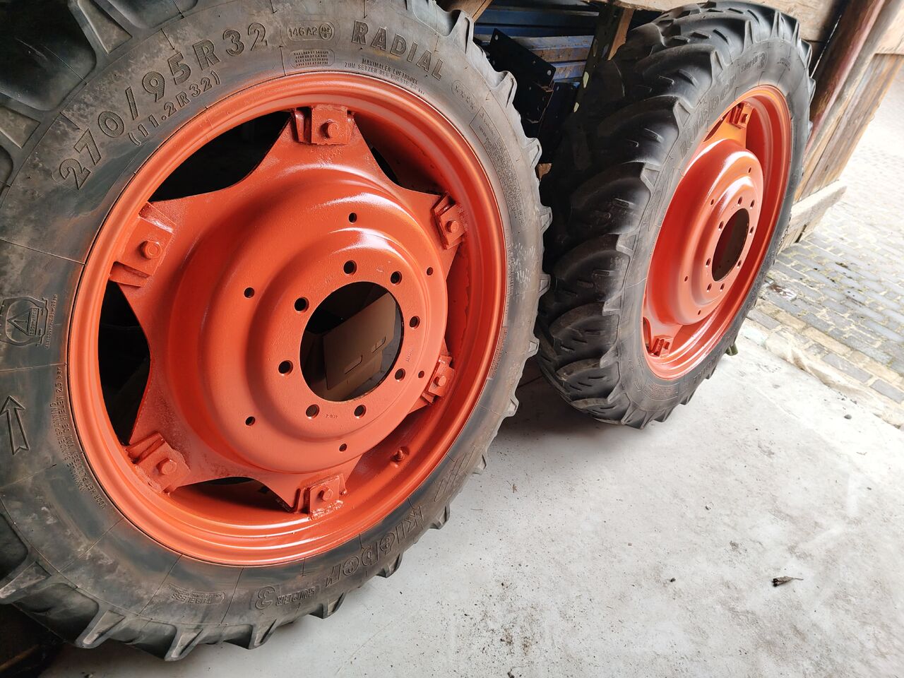 Kleber, Taurus 11.2 R32 (270/95 R32), 9.5 R48 - Kompletno kolo za Kmetijski stroj: slika 3 Kleber, Taurus 11.2 R32 (270/95 R32), 9.5 R48 - Kompletno kolo za Kmetijski stroj: slika 3