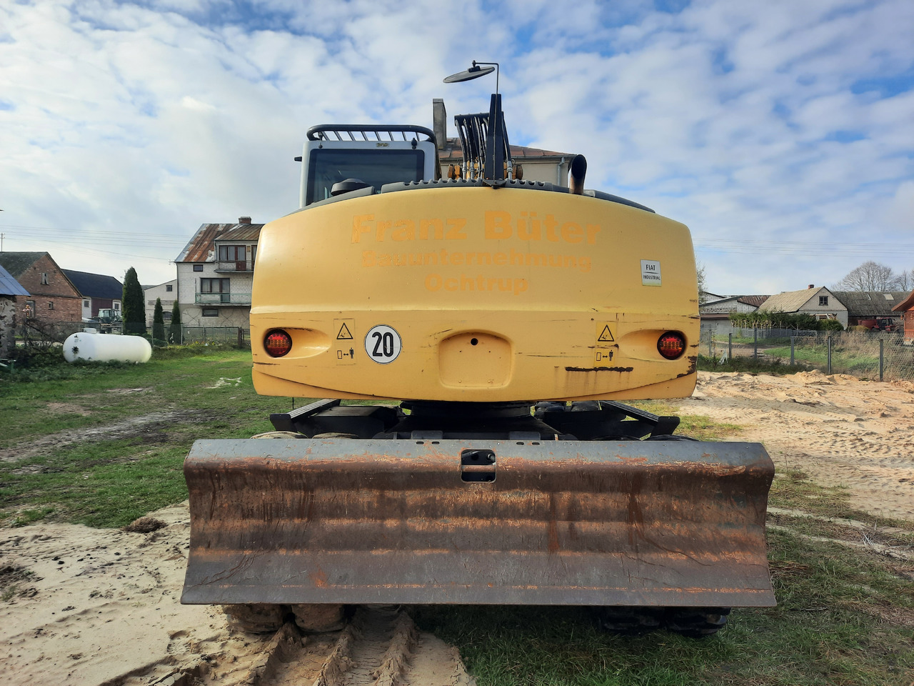 NEW HOLLAND WE150C - Bager na kolesih: slika 4 NEW HOLLAND WE150C - Bager na kolesih: slika 4