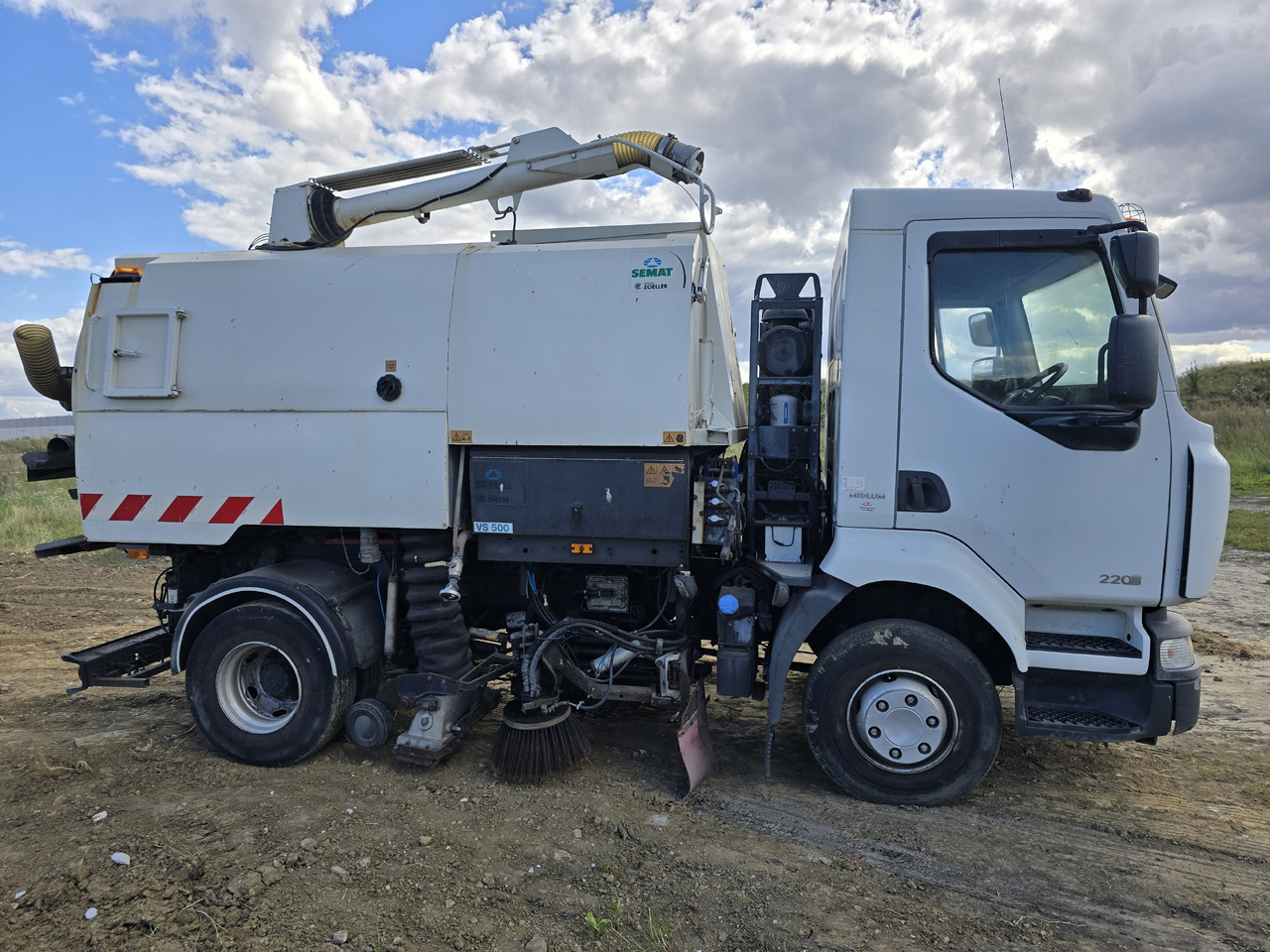 RENAULT Midlum - Vozilo za pometanje: slika 2 RENAULT Midlum - Vozilo za pometanje: slika 2
