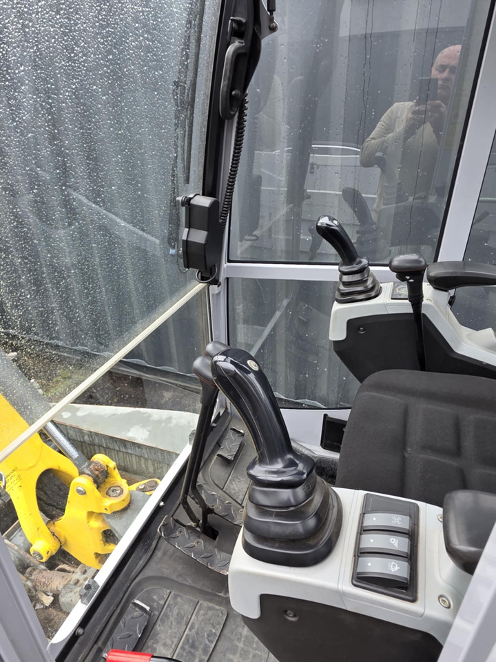 Wacker Neuson ET16 - Mini bager: slika 4 Wacker Neuson ET16 - Mini bager: slika 4