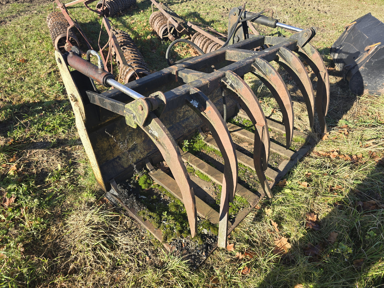 Inna Łyżko krokodyl 180 cm - Oprema za silos: slika 1 Inna Łyżko krokodyl 180 cm - Oprema za silos: slika 1