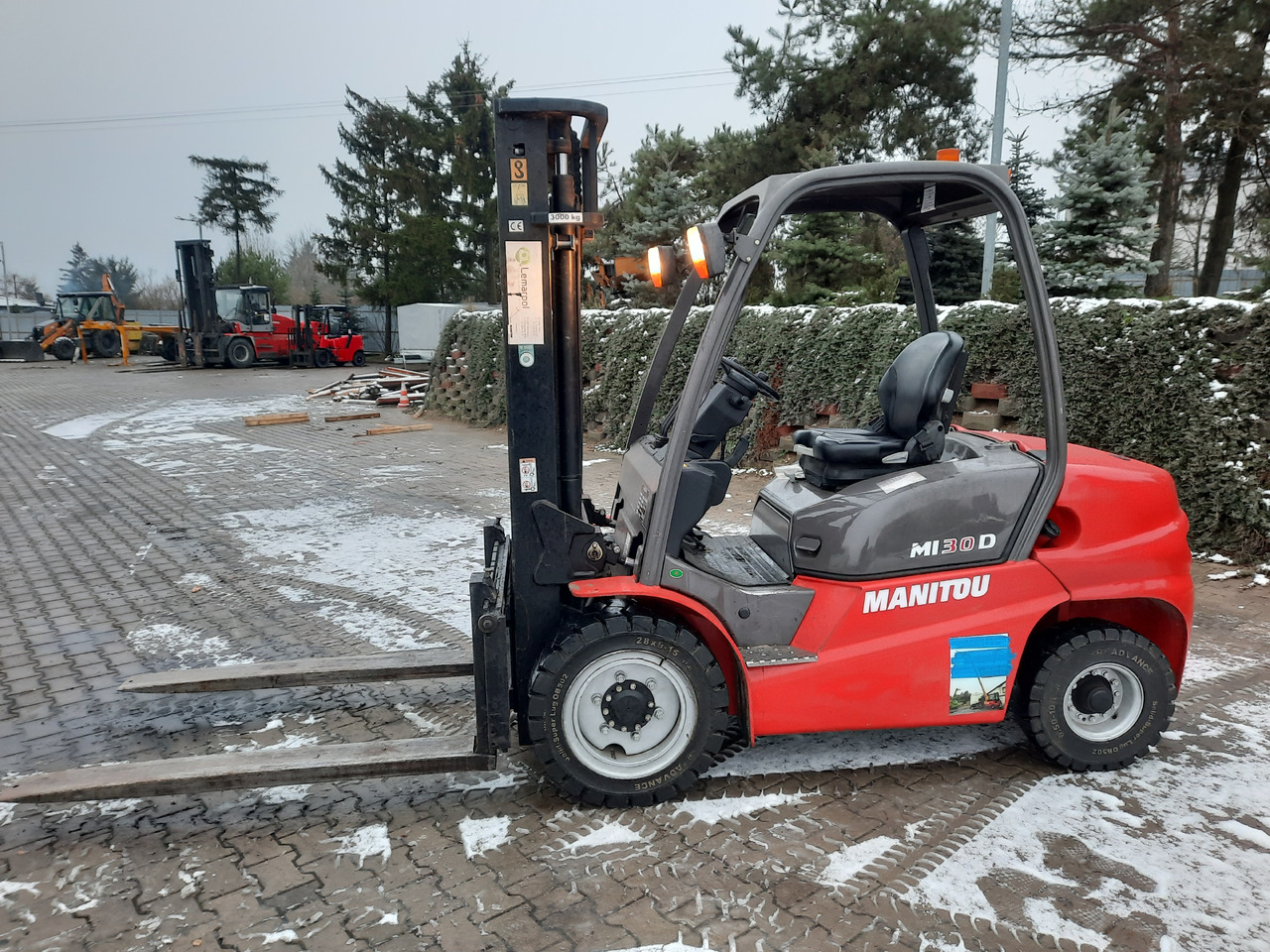Manitou MI30D - Diesel viličar: slika 4 Manitou MI30D - Diesel viličar: slika 4