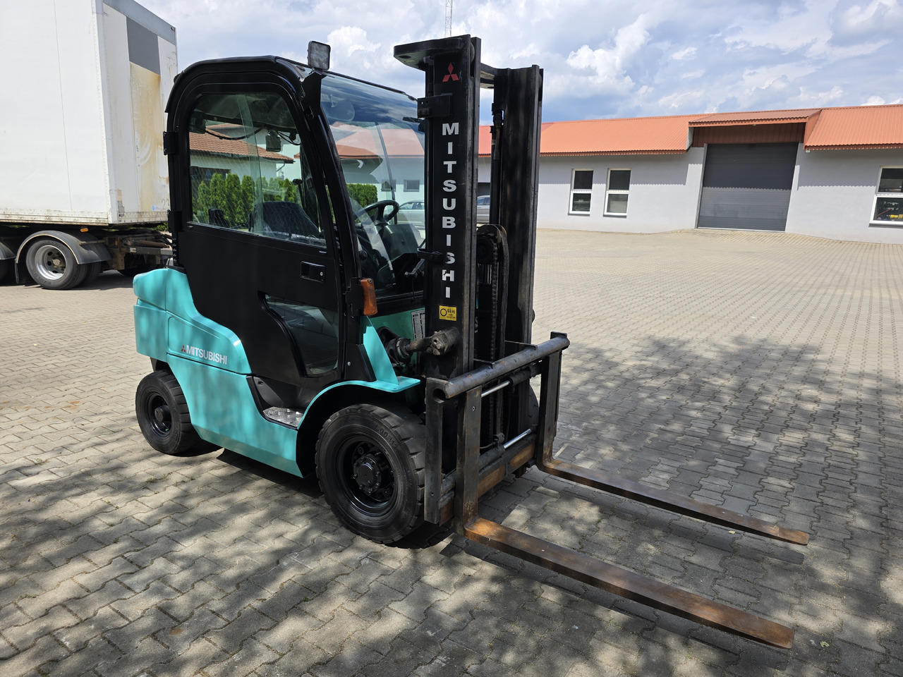 Diesel viličar mitsubishi FD25N: slika 1