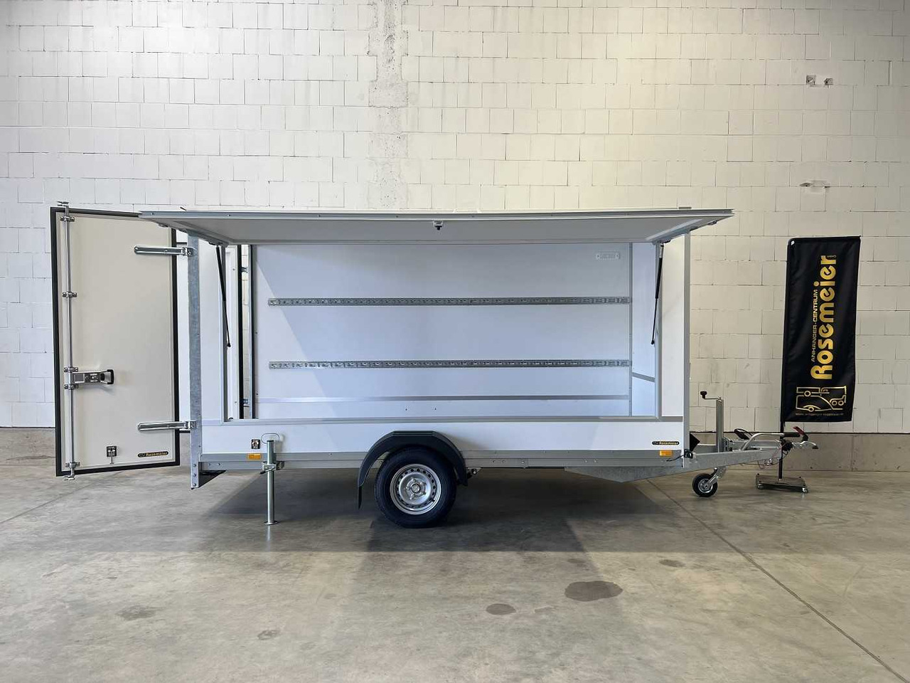 BLYSS F1336HD mit Verkaufsklappe Kofferanhänger - Prikolica s hrano: slika 3 BLYSS F1336HD mit Verkaufsklappe Kofferanhänger - Prikolica s hrano: slika 3