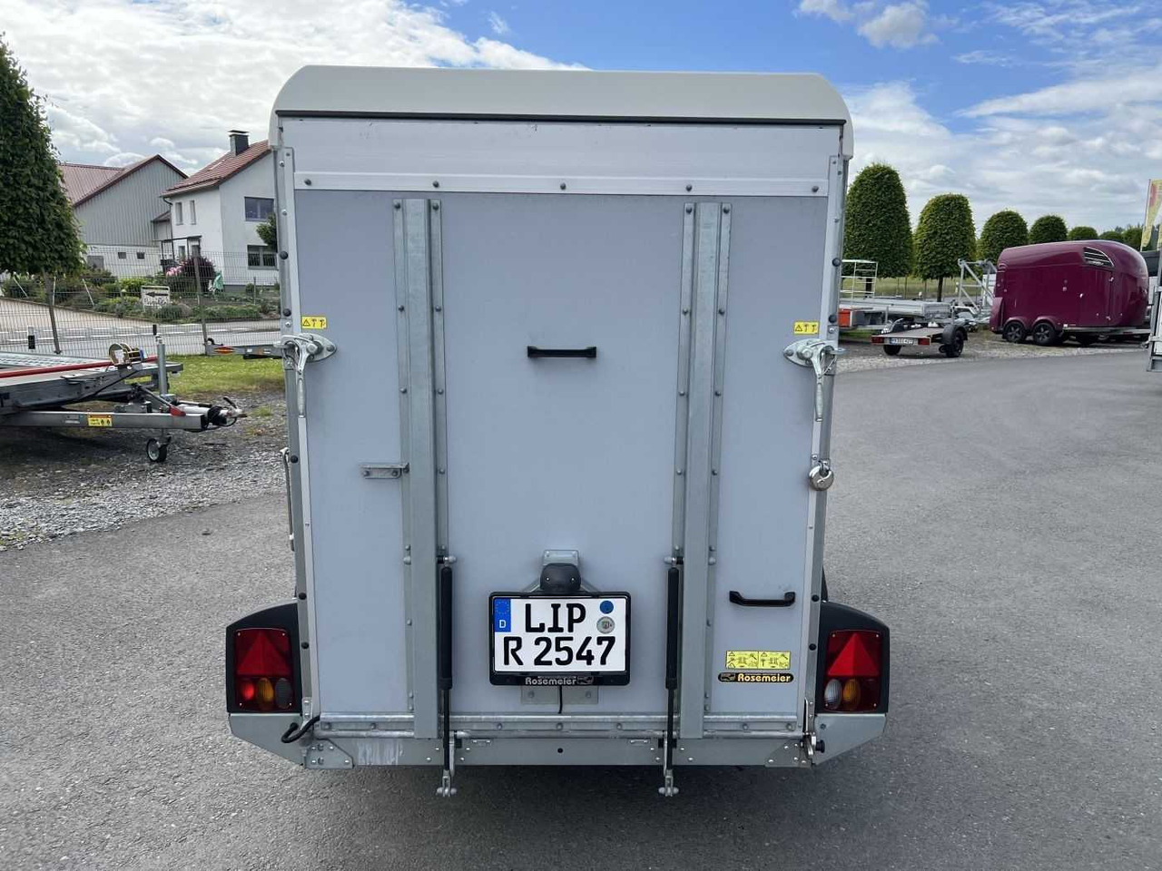 BOECKMANN KT 2513/135 F Tür TKL Stützen Kofferanhänger - Prikolica zabojnik: slika 4 BOECKMANN KT 2513/135 F Tür TKL Stützen Kofferanhänger - Prikolica zabojnik: slika 4