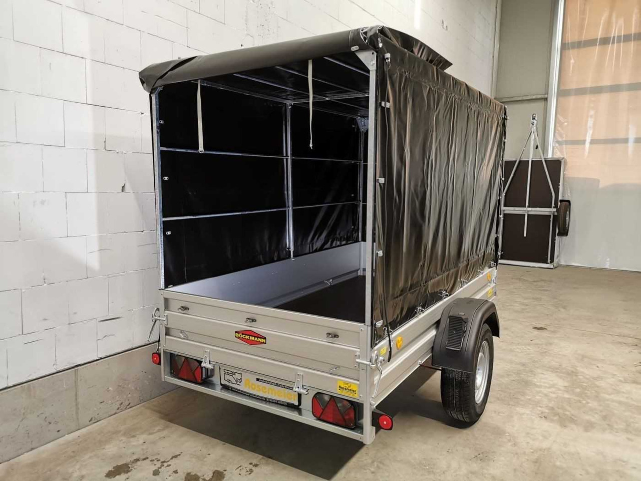 BOECKMANN TL-AL 2513/135 Eco XXL Kastenanhänger gebremst - Avtomobilska prikolica: slika 4 BOECKMANN TL-AL 2513/135 Eco XXL Kastenanhänger gebremst - Avtomobilska prikolica: slika 4