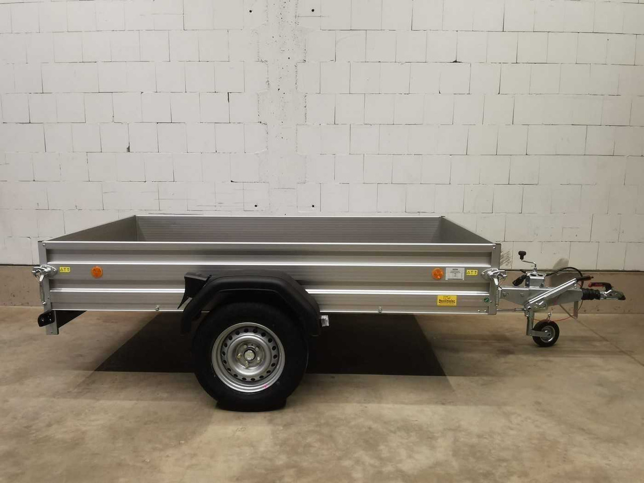 BOECKMANN TL-AL 2513/135 Stkl Kastenanhänger gebremst - Avtomobilska prikolica: slika 2 BOECKMANN TL-AL 2513/135 Stkl Kastenanhänger gebremst - Avtomobilska prikolica: slika 2