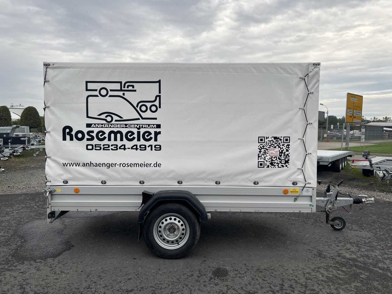 BOECKMANN TL-AL 3015/135 Plane weiß Kastenanhänger gebrems - Avtomobilska prikolica: slika 1 BOECKMANN TL-AL 3015/135 Plane weiß Kastenanhänger gebrems - Avtomobilska prikolica: slika 1