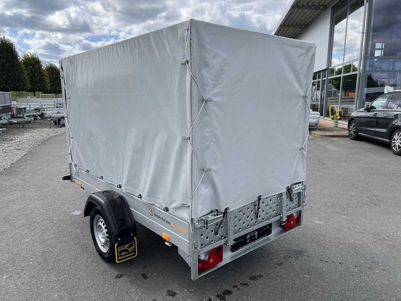 SARIS McAlu Pro DV75 mit Plane Kastenanhänger ungebrem - Avtomobilska prikolica: slika 5 SARIS McAlu Pro DV75 mit Plane Kastenanhänger ungebrem - Avtomobilska prikolica: slika 5