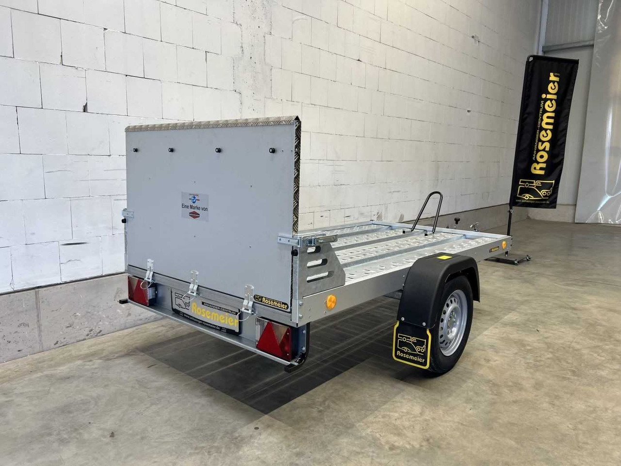 TPV KD-MUT3 Motorradanhänger - Prikolica za prevoz motorjev: slika 2 TPV KD-MUT3 Motorradanhänger - Prikolica za prevoz motorjev: slika 2