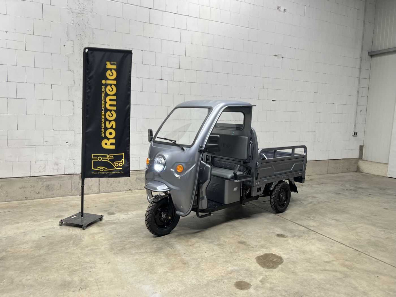 Nov Motorno kolo VOLTA VT5 Elektro Lastendreirad Motorrad: slika 26