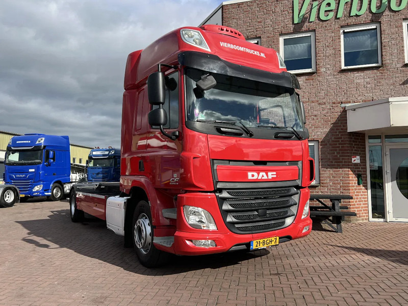 DAF CF 290 4X2 EURO6 SPACECAB RENOVA / VANGMUIL / LAADKLEP / TOP STAAT - Kontejnerski tovornjak/ Tovornjak z zamenljivim tovoriščem: slika 1 DAF CF 290 4X2 EURO6 SPACECAB RENOVA / VANGMUIL / LAADKLEP / TOP STAAT - Kontejnerski tovornjak/ Tovornjak z zamenljivim tovoriščem: slika 1
