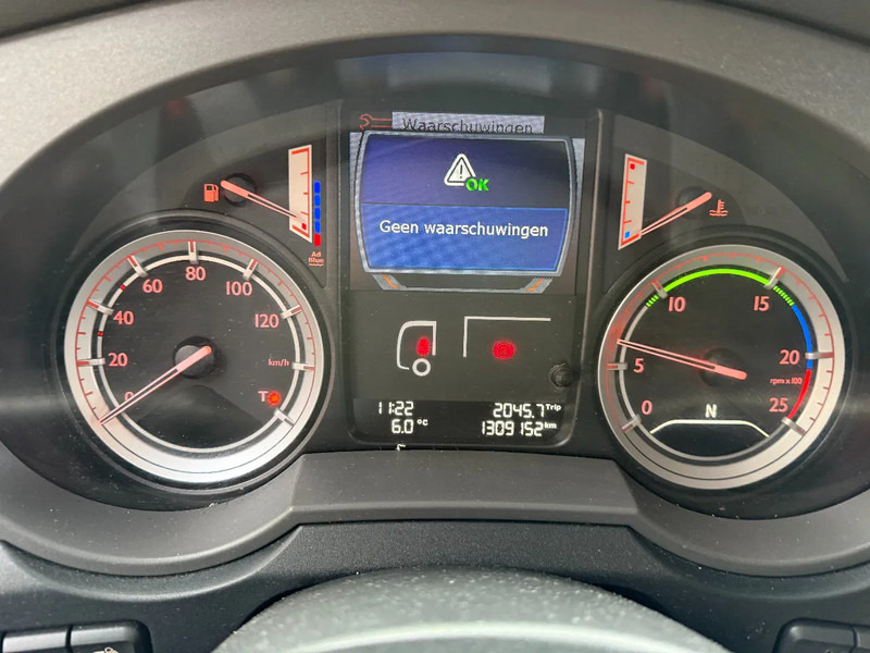 DAF XF 460 XF460 6X2 SCC EURO6 CHASSIS - HOLLAND TRUCK - SMART TACHO -TOP CONDITION!!!! - Tovornjak-šasija: slika 4 DAF XF 460 XF460 6X2 SCC EURO6 CHASSIS - HOLLAND TRUCK - SMART TACHO -TOP CONDITION!!!! - Tovornjak-šasija: slika 4