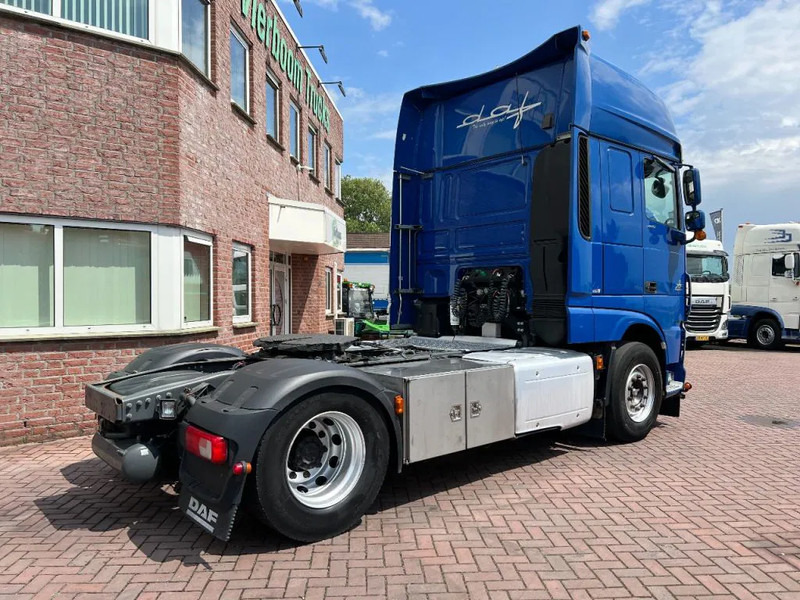 DAF XF 440 SUPER SPACECAB 2 TANKS TOPCONDTION HOLLAND TRUCK EURO6!!! - Vlačilec: slika 4 DAF XF 440 SUPER SPACECAB 2 TANKS TOPCONDTION HOLLAND TRUCK EURO6!!! - Vlačilec: slika 4