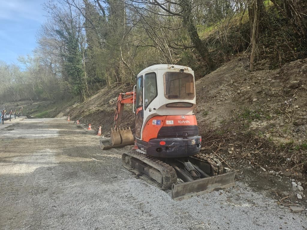 KUBOTA U 25 - Mini bager: slika 4 KUBOTA U 25 - Mini bager: slika 4