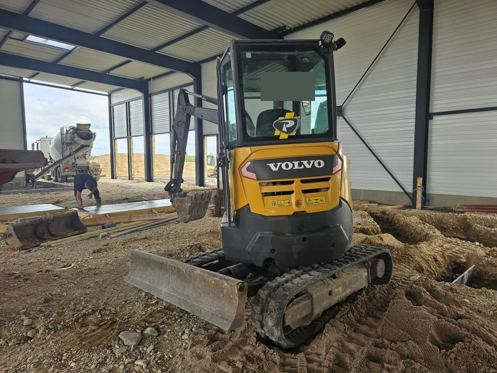 VOLVO ECR 25 D - Mini bager: slika 4 VOLVO ECR 25 D - Mini bager: slika 4