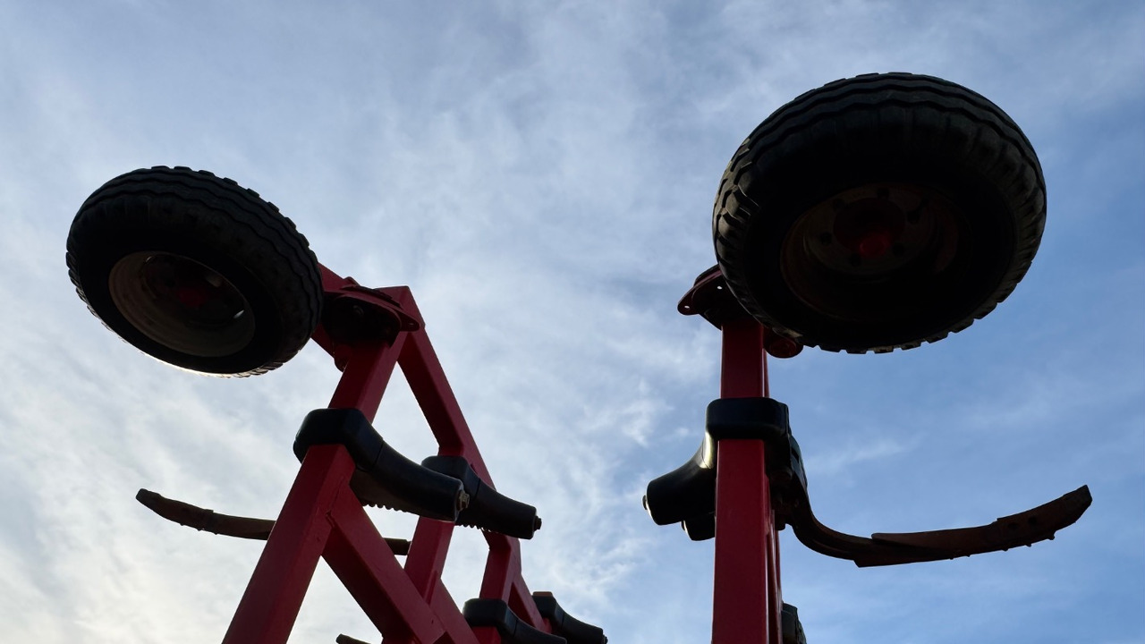 Horsch Tiger 8AS Reifenpacker TopRing - Kultivator: slika 3 Horsch Tiger 8AS Reifenpacker TopRing - Kultivator: slika 3